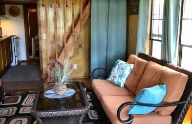 Woodsy and Private- Rustic Cabin - Foto 4