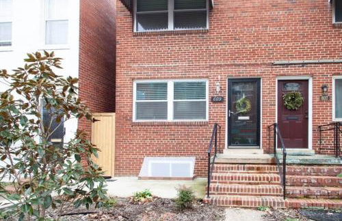 Transit-Friendly Home Old Town Parking - Foto 20