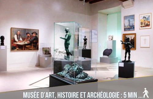 Évreux Central Lodge - Netflix - Wifi Fibre - Proche Gare Sncf & Centre-ville - Foto 31