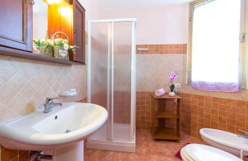 Appartamenti in Villa con ampio giardino esterno - Foto 35