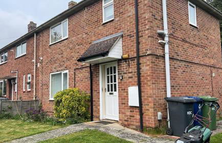 Comfy, king bed families & Contractors welcome - Foto 8