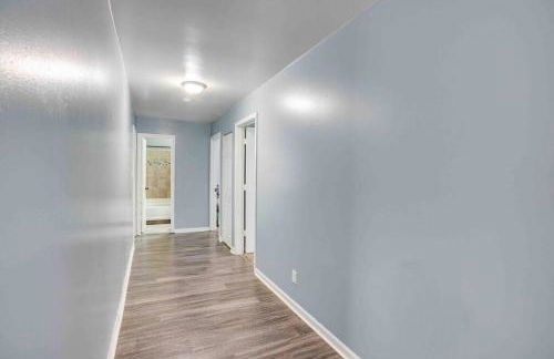 Newly Updated Smart Home 1 mile from ND & Eddy St - Foto 4