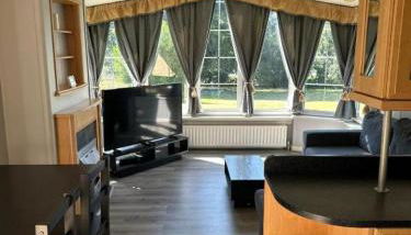 Ruxley Studios - Photo 3