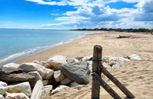 Nice Chalet with Terrace near Sea - Foto 36