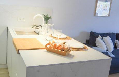 Velilla Seaview with Pool and Parking - Foto 6