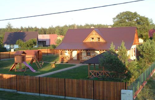 Dom drewniany na Kaszubach, rzeka, las, pola, niedaleko jeziora - Foto 19