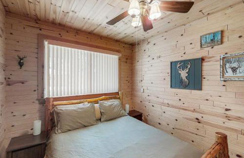 Dock and Lakefront! Family-Friendly Michigan Getaway - Foto 14