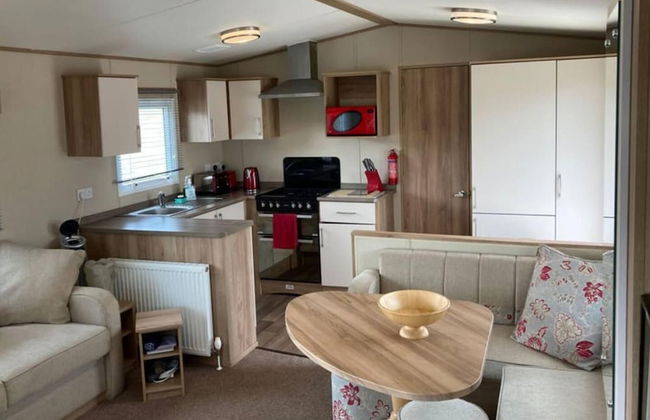 Luxury 2 Bedroom Holiday Home on Beachside Park - Foto 4