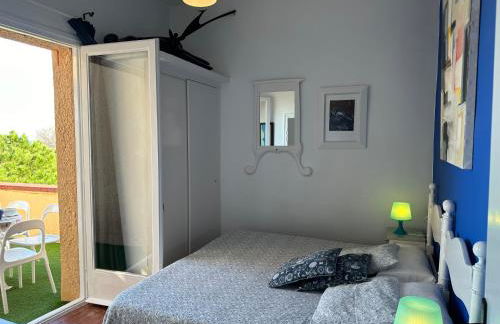 Apartamento con jardín a 11 metros de la playa. CG. - Foto 16