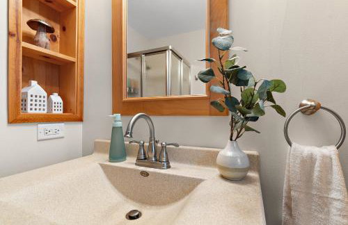 Lakefront, wildlife Cabin retreat - Pelican Bay Cabin - Foto 48