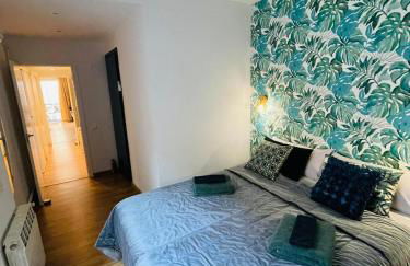 Stunning 2 bedroom Apartment with great design Sitges centre beach - Photo 9