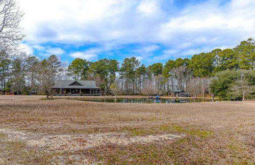 Secluded Lodge 8acres Hot Tub, Pingpong pedalboat! - Foto 40