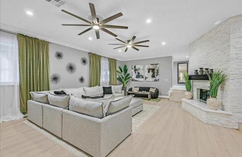 Luxury 5BR Retreat Pool Hot Tub Gym 7000sqf - Foto 6