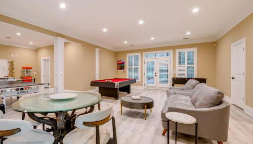 Hike and Explore! Luxe Retreat Near Lake Norman - Foto 4