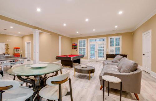 Hike and Explore! Luxe Retreat Near Lake Norman - Foto 4