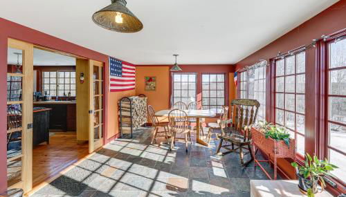 Charming Lovell Farmhouse - 17 Acres with Mtn Views! - Foto 2