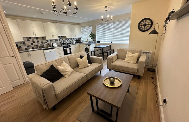 Charming 2-bed Apartment in Danbury, Essex - Foto 16