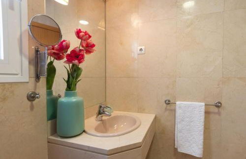 Vivienda con zona de trabajo, piscina y parking - Foto 19