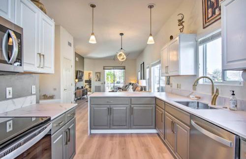 55 and Community with Pool and Spa Green Valley Retreat! - Foto 11