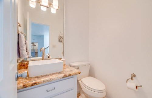 Dock and Outdoor Entertainment Home on Lake Conroe - Photo 25