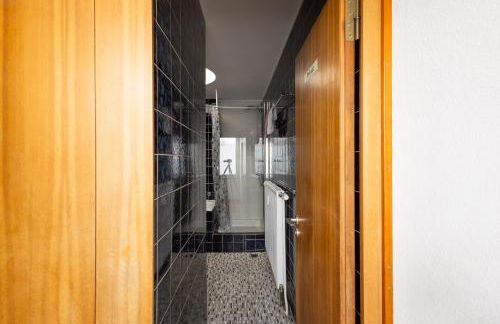 Geräumige Monteurwohnung in Ratingen mit WLAN und Parkplatz - Foto 5