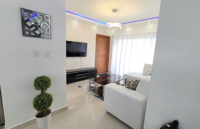 Torre de lujo con piscina y seguridad - Foto 14