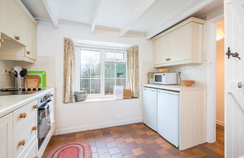 Stone Roof Cottage - Photo 9