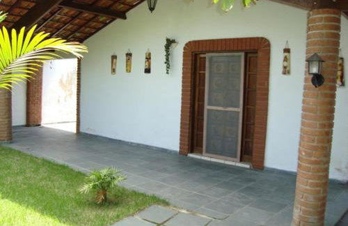 Casa arejada e espaçosa - Foto 8