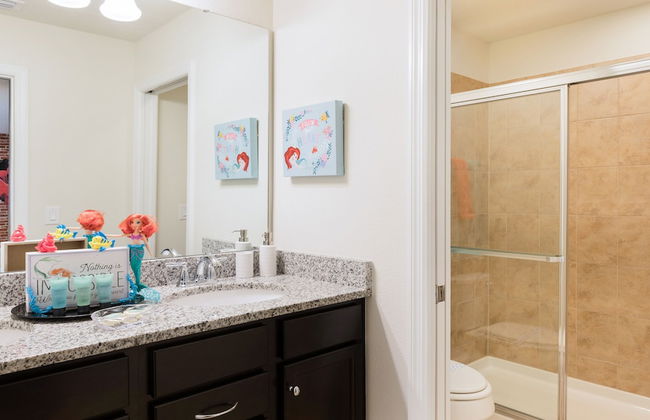 Special Rate Spacious Home With Private Pool! - Foto 22