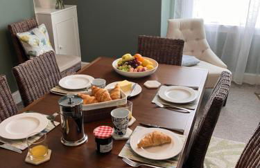 Elegant well appointed maisonette 105m2 - Foto 9