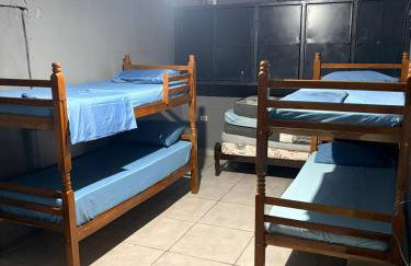 Residencial Casas 1 e 2 quartos Tv Ar Estacionamento Wifi Próximo ao Centro e Paraguai - Foto 6