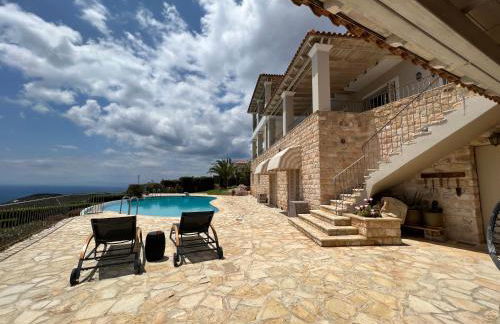 Endless Blue - Photo 1