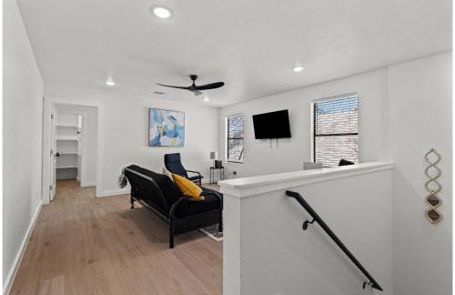 Brand New! Relax at 3br/2ba Apt. Near City Center - Foto 21