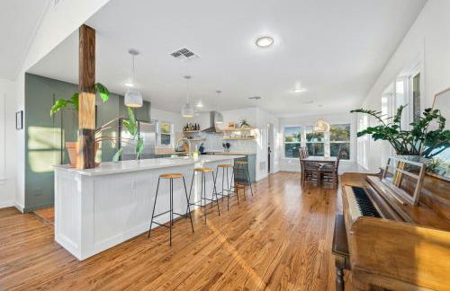 The Clifftop Perch, 70ft above the dry Blanco - Foto 23