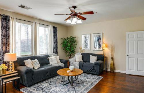 BBQ Ready Home 7 Mi to The Park at River Walk - Photo 6