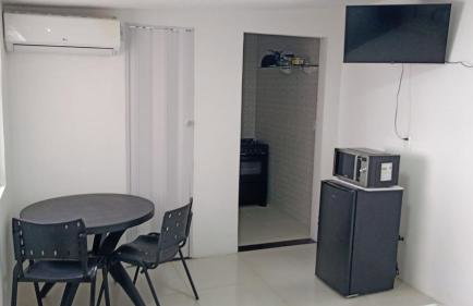 KITNET EM OLINDA CASA CAIADA A 50 MT DA PRAIA - Foto 2