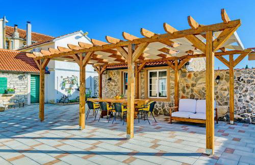 Countryside holiday home - pool - big terrace - Foto 20