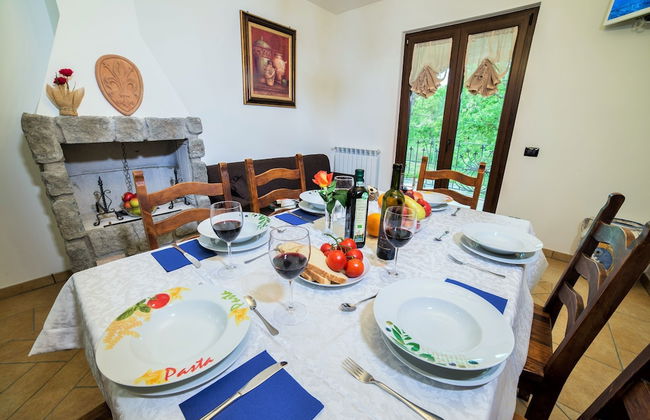 Villa on top of a Hill With an Enchanting View of Lake Bolsena - Foto 19