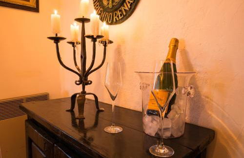 Eze Monaco middle of old town of Eze Vieux Village Romantic Hideaway with spectacular sea view - Foto 4