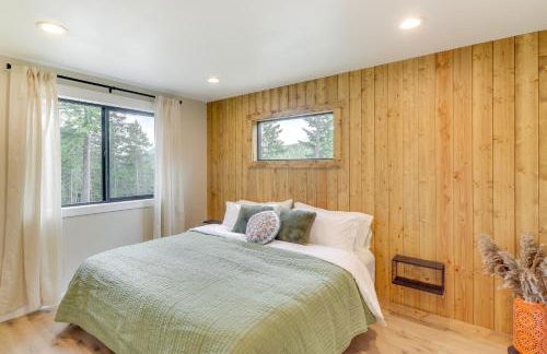 Modern Lakeside Cabin with Mountain Views and Hot Tub! - Foto 14