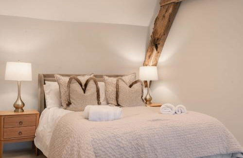 The Farmhouse - Photo 25