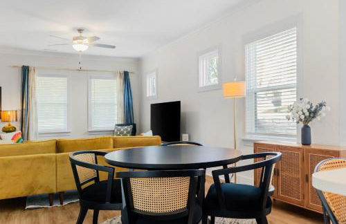 Family-Friendly 4BR with Fenced Yard & Parking - Foto 25