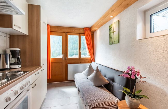 Urbane Apartment in Sankt Gallenkirch With Balcony - Foto 36