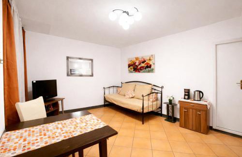 Homey 1 bedroom Apt 5 min Walk to Split Old Town & Bacvice Beach - Photo 16