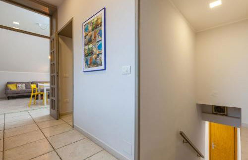 Bright Rooftop by Napoliapartments - Foto 25