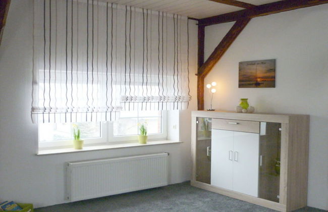 Holiday Apartment Near Beach - Photo 11