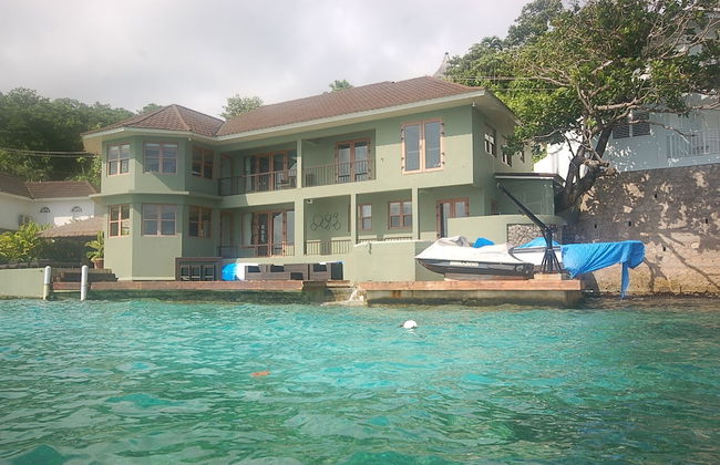 San Bar 6BR by Jamaican Treasures - Foto 46