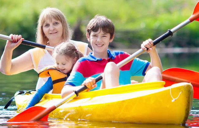 Tour en kayak por el río Ebro hacia Miravet - Foto 1