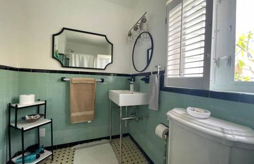 Hot tub, tiki bar, outdoor shower, near Intercoastal Waterway! - Foto 21