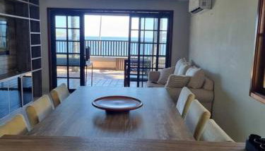 Casa Cond Ocean House Camboinhas Pé na Areia 4qts - Foto 4